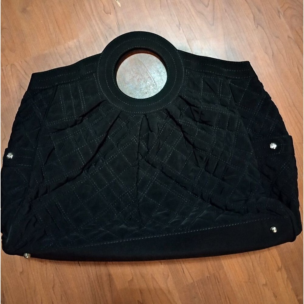 Vera Bradley black handbag, cloth like new, large size